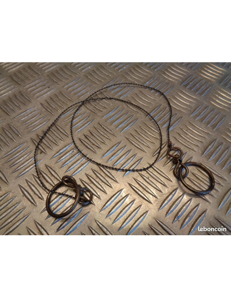 Scie fil commando armée française survivalisme nature coupe bois