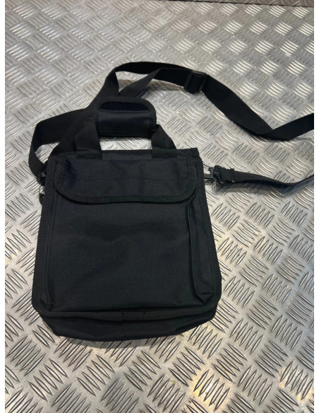 sac a main et bandouilere tactique noir