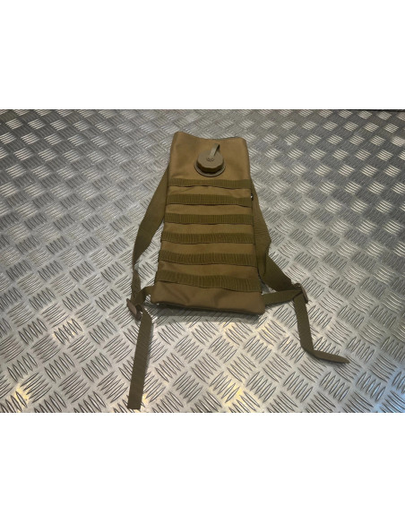 poche hydratation mfh 30620r rangement molle coyote camelbak