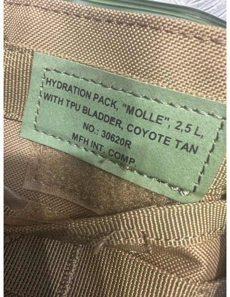 poche hydratation mfh 30620r rangement molle coyote camelbak