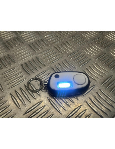 alarme poche compacte anti agression sos sirene lampe flash LED puissante 3 mode