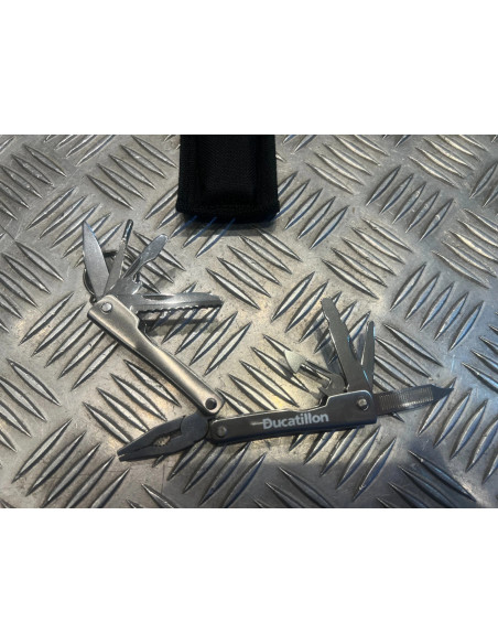 pince multifonctions 9 outils 15 fonctions acier inox 10,5x5,5cm