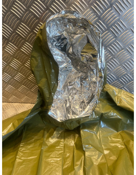 poncho sac urgent résiste intempérie pluie couverture survie randonnee camping