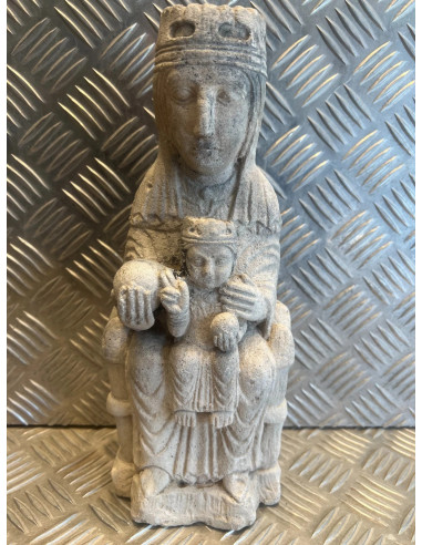 statue religieuse vierge a l enfant dite la morenet pierre calcaire style roman