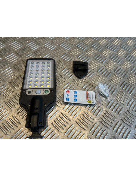 lampe exterieur lumiere led solaire telecommande capteur jardin garage patio cou