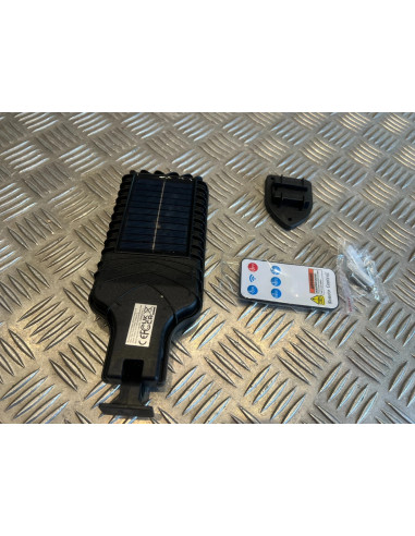 lampe exterieur lumiere led solaire telecommande capteur jardin garage patio cou