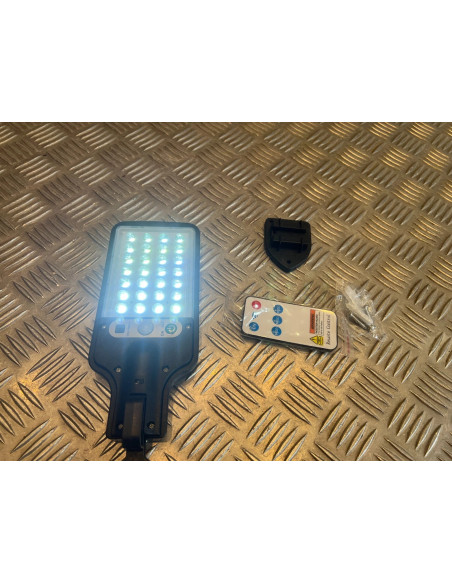 lampe exterieur lumiere led solaire telecommande capteur jardin garage patio cou