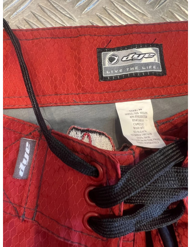 Short dye live the life taille 34 marque de paintball neuf