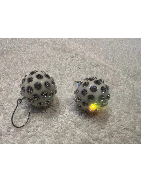 boucles d oreilles cristaluna pinjata acrylique blanc swarovski cristal neuf