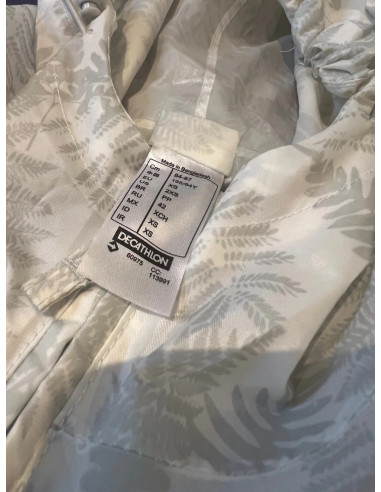 vetement Imperméable k-way quechua femme Taille xs tres bon etat