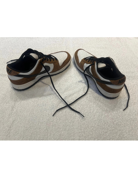 paire de chaussures Nike dunk low db trail boot taille 40,5