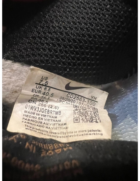 paire de chaussures Nike dunk low db trail boot taille 40,5