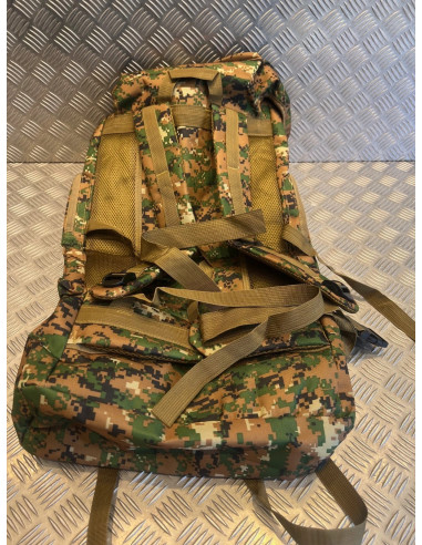 sac a dos randonnée 80L toile oxford bretelles réglables multiples poches