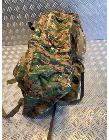 sac a dos randonnée 80L toile oxford bretelles réglables multiples poches