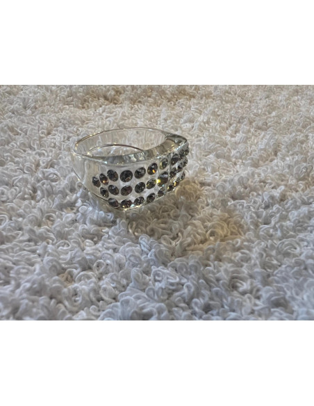 Bague cristaluna julia acrylique transparent swarovski cristal 101 404 00
