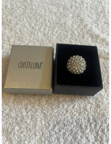 Bague cristaluna bombata acrylique blanc swarovski cristal neuf 103 500 00