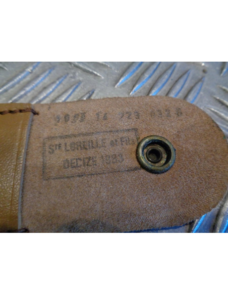 pochette en cuir pour trousse de nettoyage armee militaire