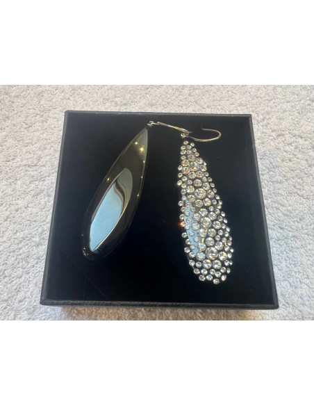 Boucles oreilles cristaluna larme noir cristal acrylique swarovski neuf 30128700