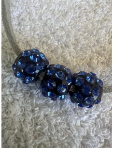 Collier cuir blanc avec 3 pendentif sphère en cristal acrylique noir swarovski 2