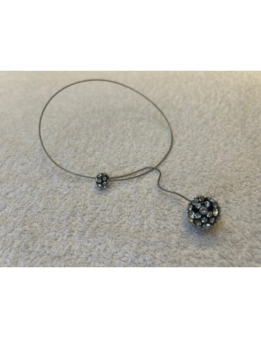 collier cristaluna saturno en cristal acrylique noir swarovski 201 513 00 neuf