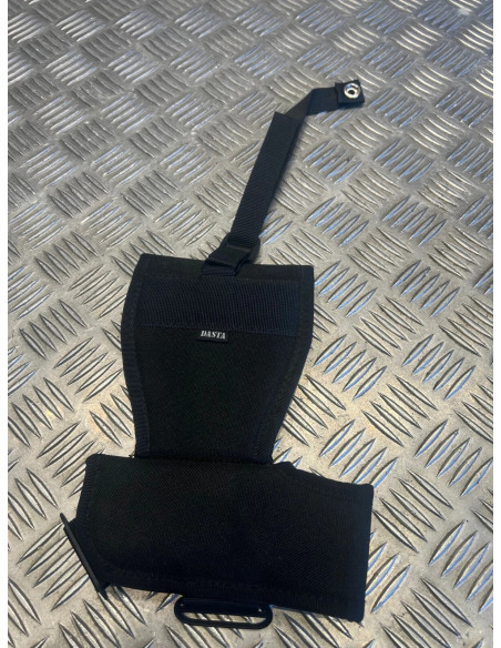 sacoche etui porte menottes et aerosol lacry dasta noir neuf