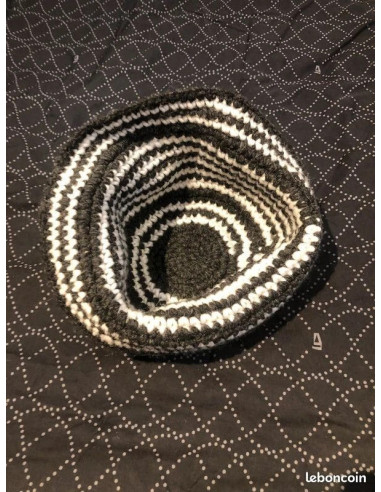 Bonnet chapeau laine épaisse tiens chaud neige froid