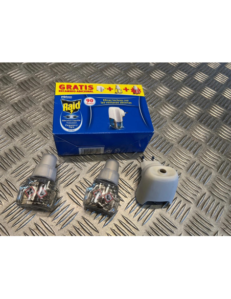 prise electrique anti moustiques + 2 recharges raid