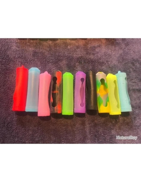 Lot de 10 etui de protection silicone pour Accus pile ce 18650