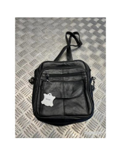 sac pochette bandouliere d epaule noir en cuir d agneau 2