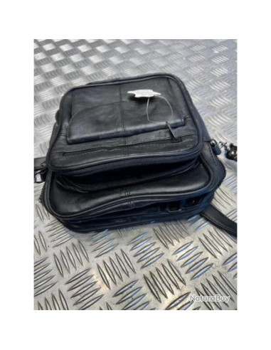 sac pochette bandouliere d epaule noir en cuir d agneau
