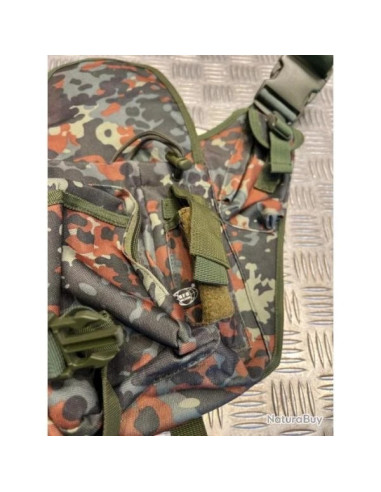 MFH Sacoche militaire en bandoulière bw camo shoulder bag