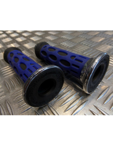 paire de poignée revêtement caoutchouc guidon 22 mm progrip 768 bleu noir et ch