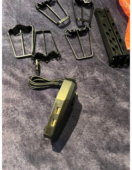 support manette jeu station charge avec 4 ports USB et porte casque bureau gamer