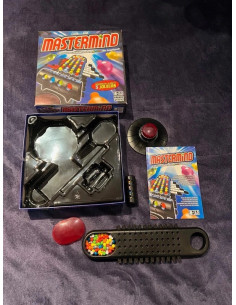 jeu de societe mastermind parker