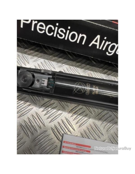 Neuf    Énergie: 16 joules Vitesse du plomb classique: jusqu’à 305 m/s Poids: 2.4 kilos Longueur: 110 cm Mécanisme: Réarmement m