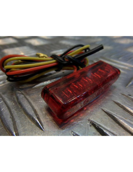 feu arrière 8 leds scooter moto quad universel adaptable