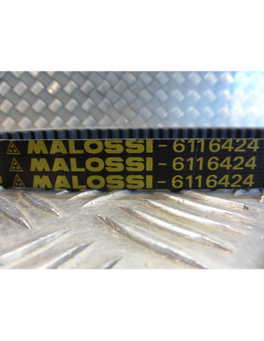courroie malossi 6116424 kevlar scooter piaggio 50 zip 3v i-get vespa primavera