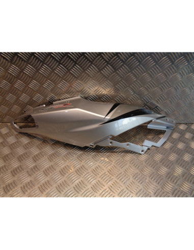 cache aile arriere gauche AP8268874 scooter aprilia 50 sr 2004 - 09 carenage car