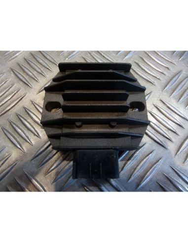 regulateur de charge batterie scooter moto yamaha 125 250 majesty x max versity