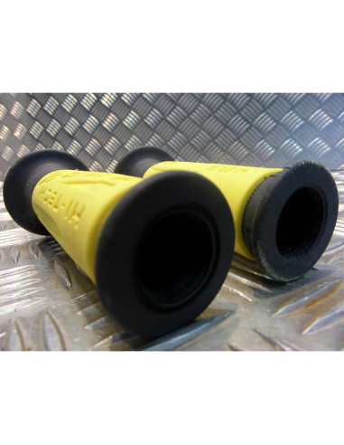 paire poignee revetement caoutchouc guidon 22 mm progrip 716 jaune et noir moto