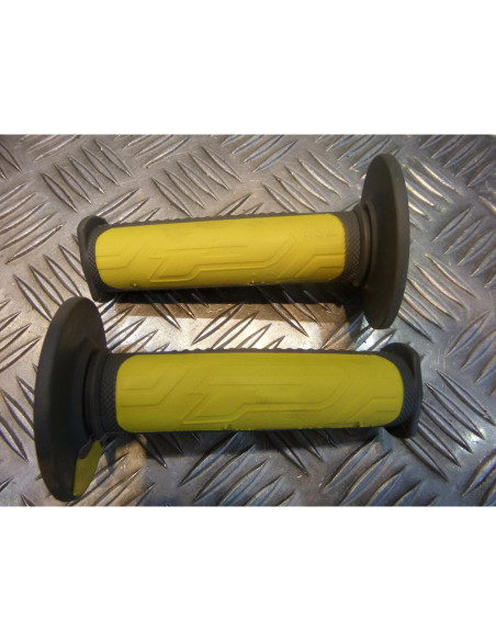 paire poignee revetement caoutchouc guidon 22 mm progrip 792 gris et jaune moto