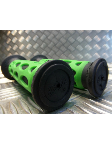 paire de poignee caoutchouc guidon 22 mm progrip 768 noir et vert moto scooter q