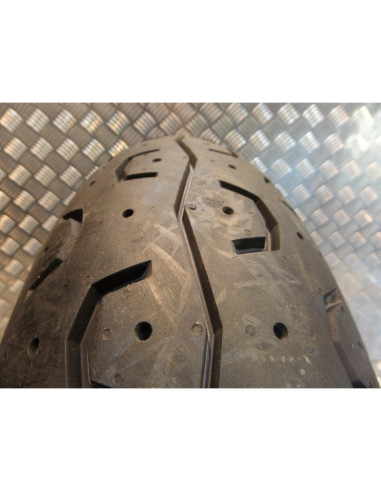 roue jante pneu arriere 150 70 17 x 4,25 moto Triumph 900 street twin 2019