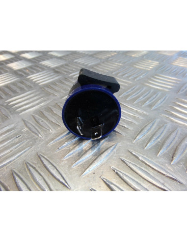 centrale clignotant universel adaptable 6v et 12v 8w 2 broches moto scooter quad