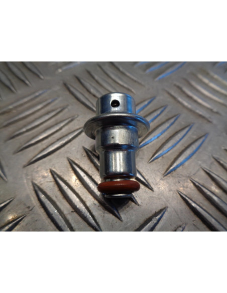 regulateur pression essence 2,5 bar injection moto suzuki yamaha kawasaki honda
