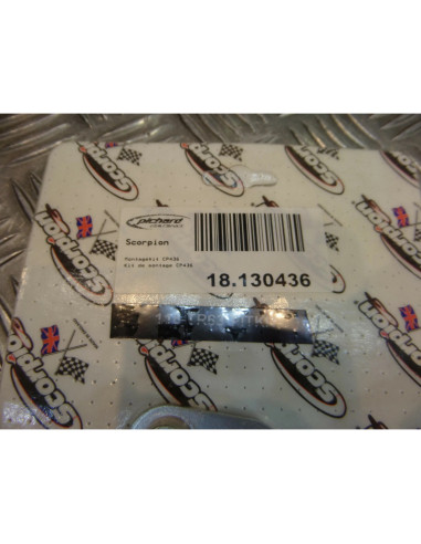 montage scorpion cp436 tube pot silencieux moto triumph tiger Z039.TR63 collier