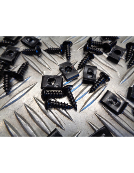 kit 50 vis carrosserie carenage cache avec 50 ecrou clips en u scooter moto quad