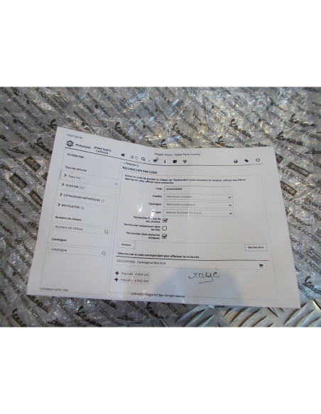 cache carenage aile arriere droit scooter piaggio 125 x evo 62025200xn2