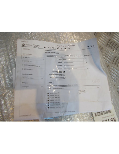 cache central gauche carrosserie scooter piaggio 125 250 300 400 500 mp3 gilera