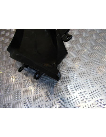 cache plastique coque carenage arriere gauche scooter yamaha 500 t max tmax 2004